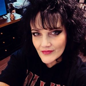 Meet your Posher, Glenda